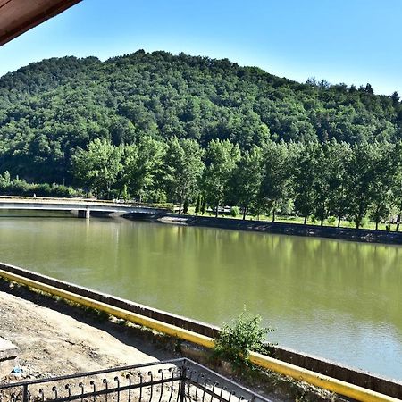 Călimăneşti Hotel Ostrov מראה חיצוני תמונה